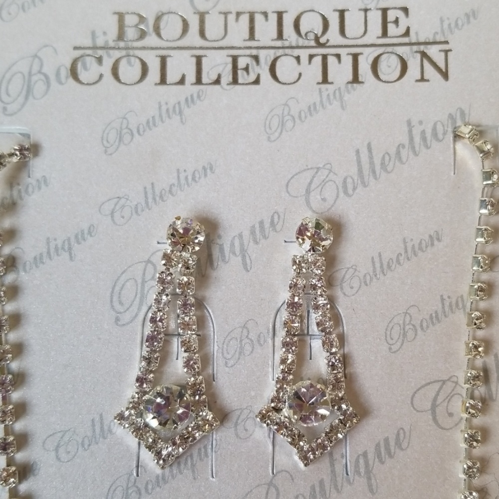 NBW! Boutique Collection Rhinestone Jewelry Set - Picture 2 of 5
